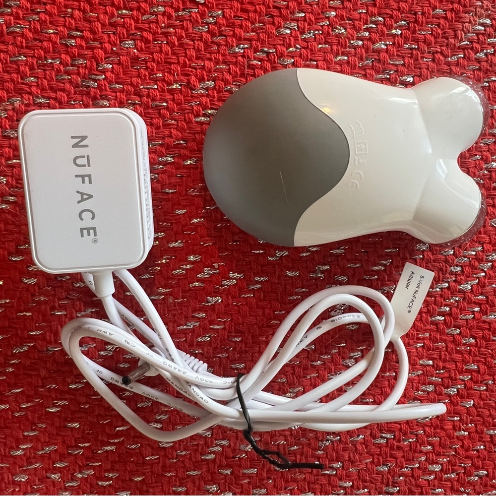 NuFACE Facial Toning Device in White and Gray